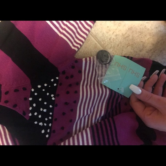 Cropped vintage style button down sweater - Picture 4 of 4